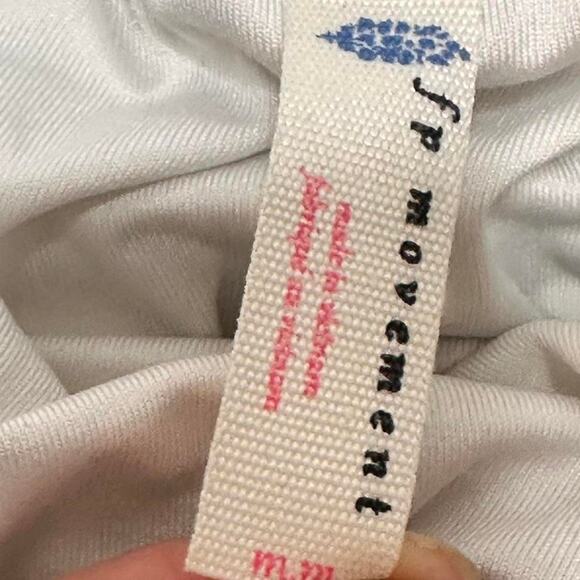 Free People Movement Shorts Size Medium With Pockets On The Side - Picture 4 of 4